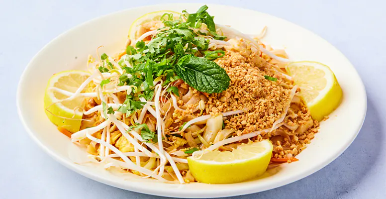 43. Phad Thai Risnudler m/Kylling
