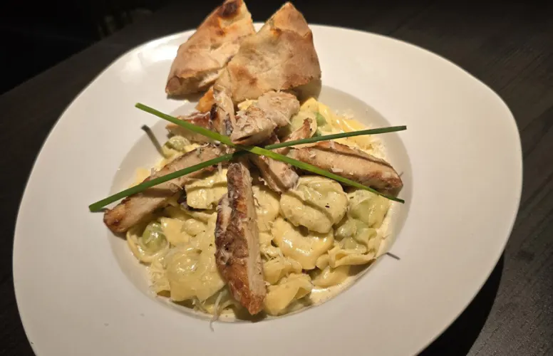 38. TORTELLINI CON POLLO