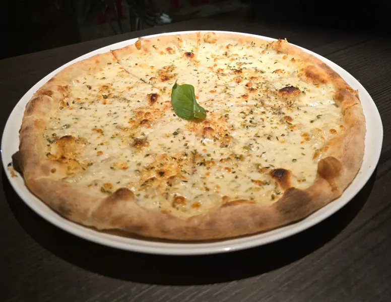 101. PANE AL AGLIO (2-4 PERS)