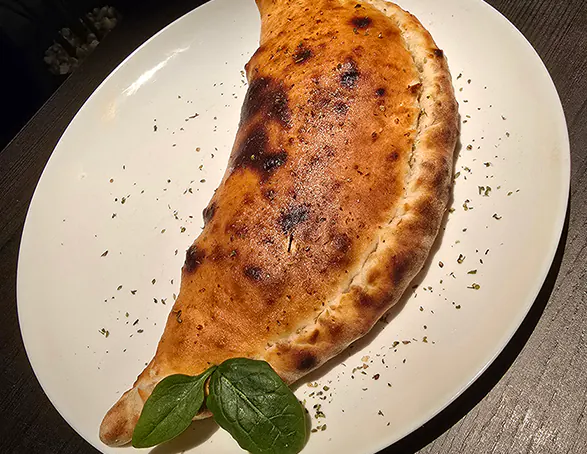 27. CALZONE BANDIDOS