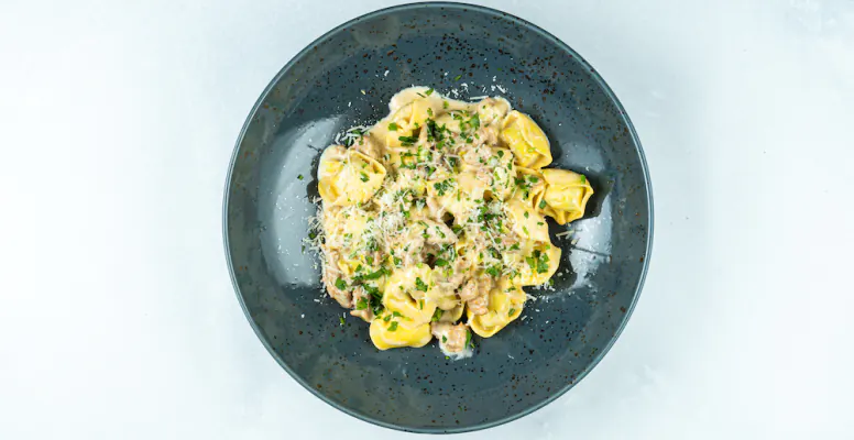 36. Tortelloni con Pollo